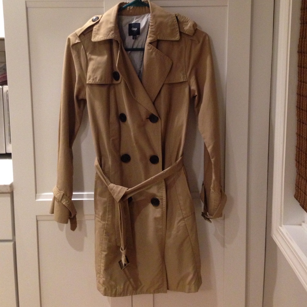 Gap lightweight spring trench coat
